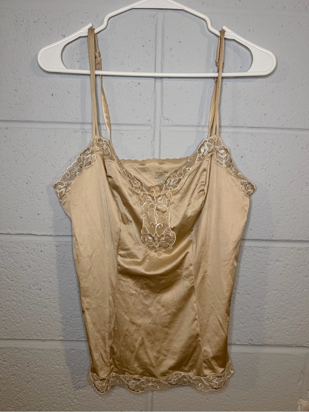 Vanity Fair Y2K Champagne Lace-Trim Satin Cami
